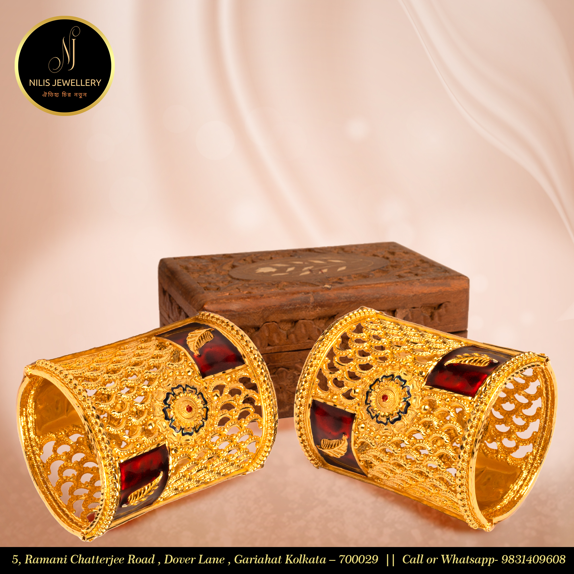 Designer Glass Chur with Meenakari – Nilis Exclusive